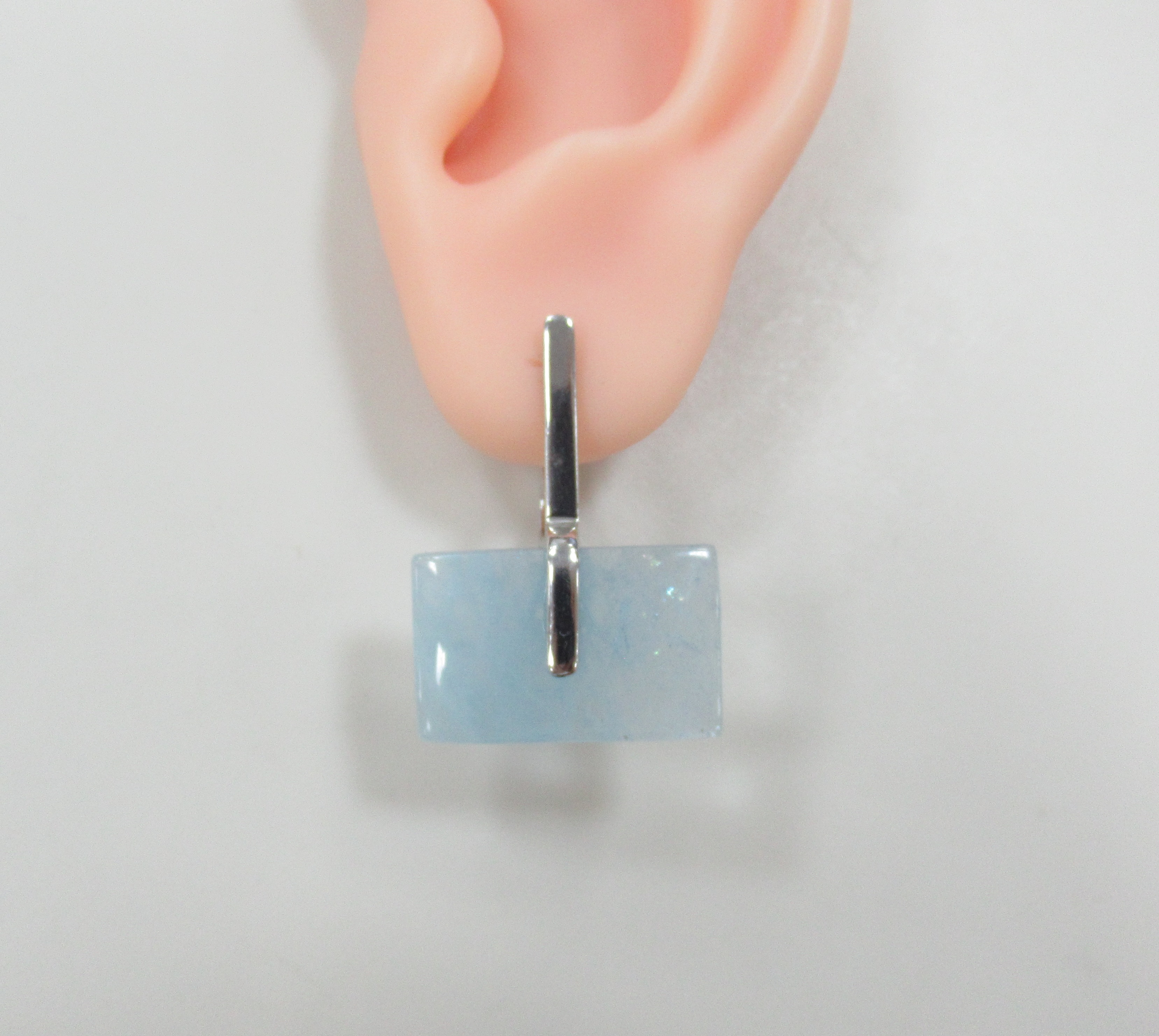 Серебряные серьги с аквамаринами